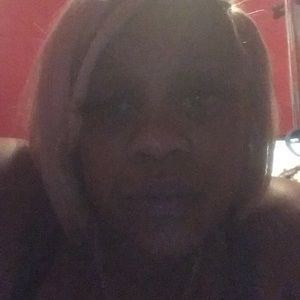 Meet your Posher, Simone